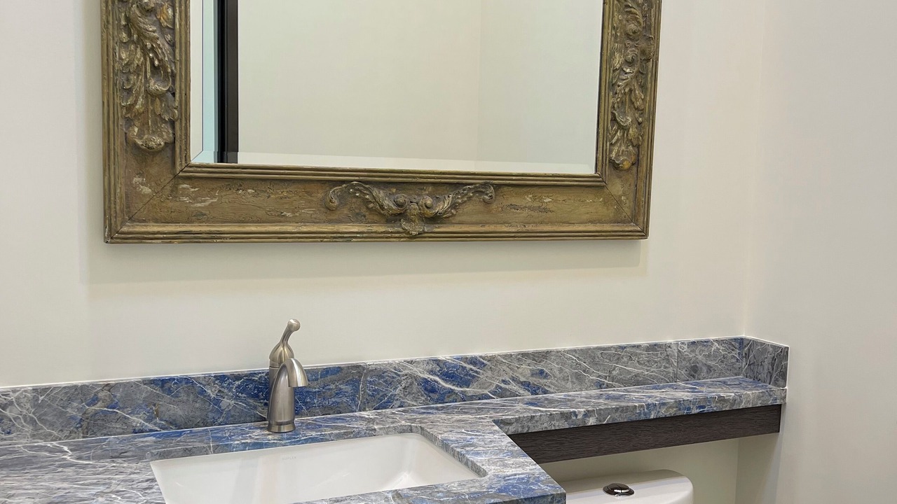 Photo of Bathroom in Moanalua