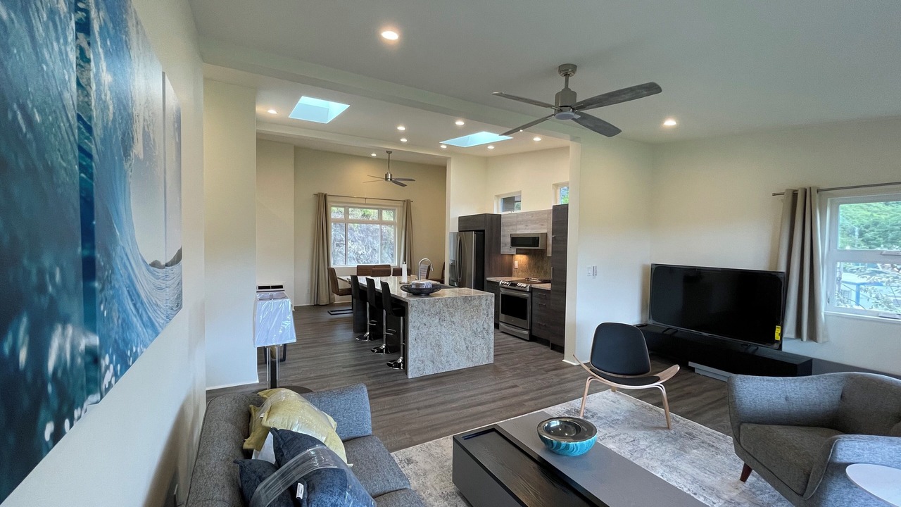 Photo of Livingroom in Moanalua