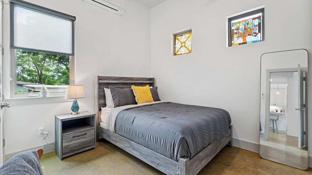 Photo of Bedroom in Blackshear-Prospect Hill