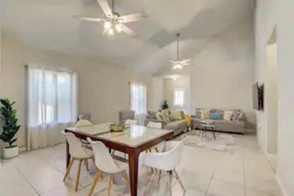 Photo of Livingroom in Austin