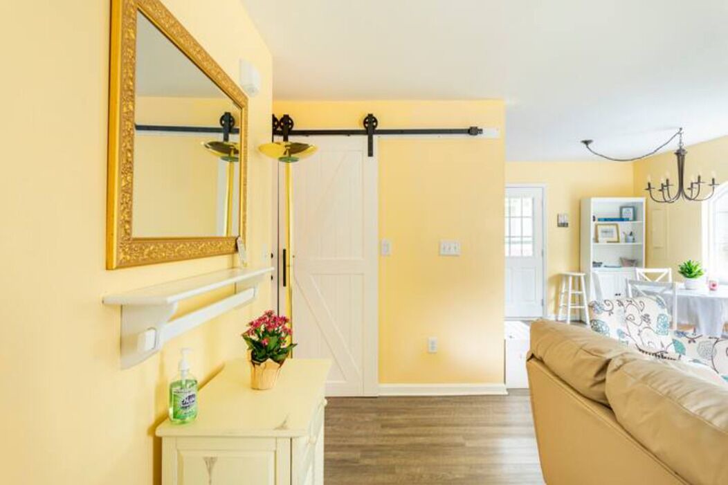 Photo of Livingroom in Fredericksburg