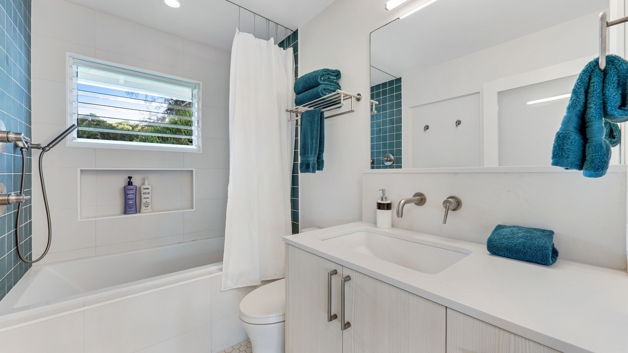 Photo of Bathroom in Kilauea
