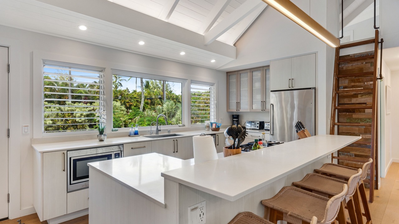 Photo of Kitchen in Kilauea