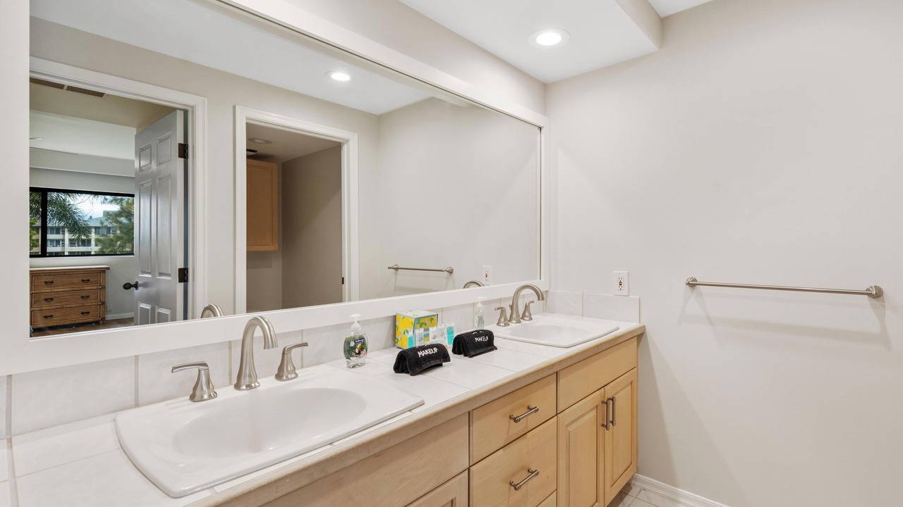 Photo of Bathroom in Waikoloa