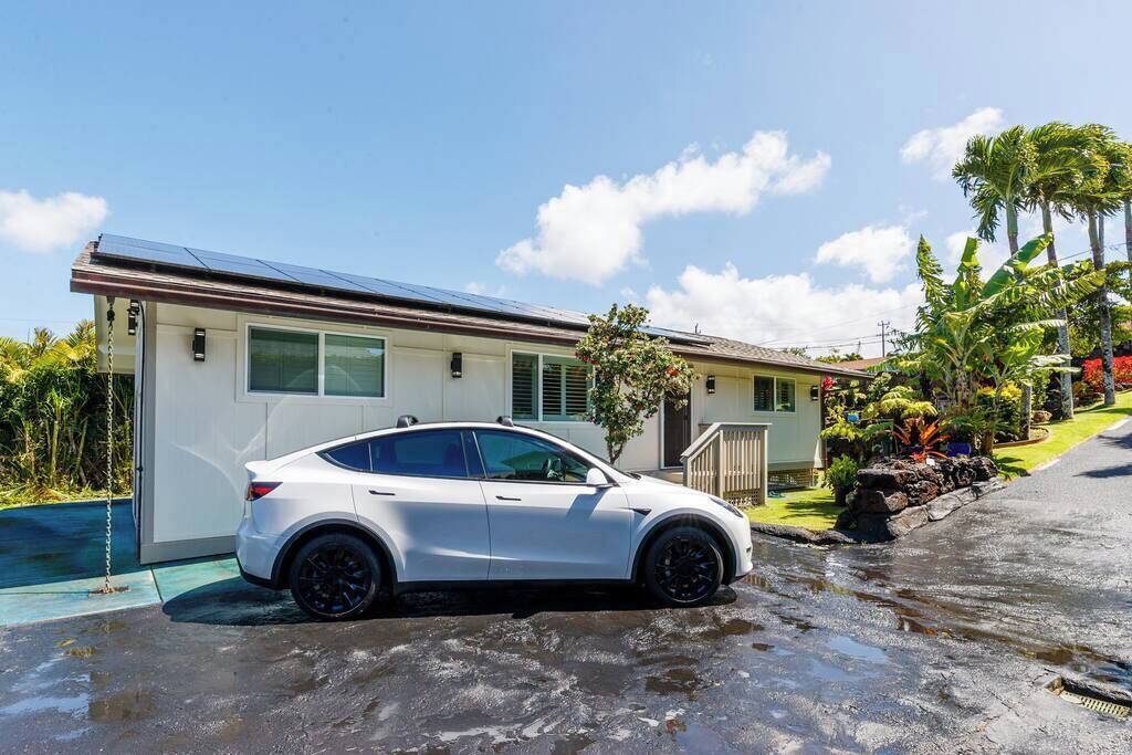 Photo of Outdoor in Haiku