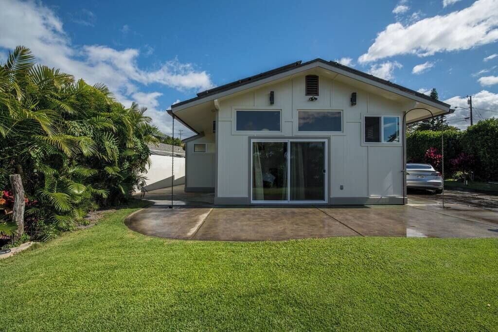Photo of Outdoor in Haiku