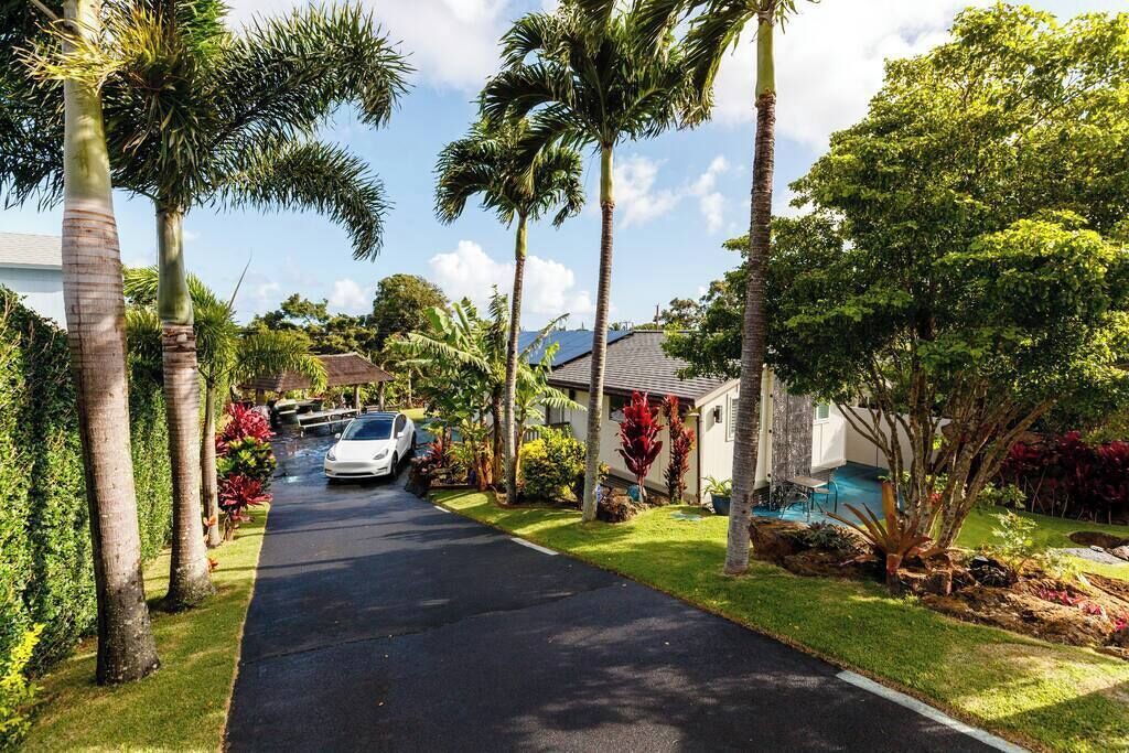 Photo of Outdoor in Haiku