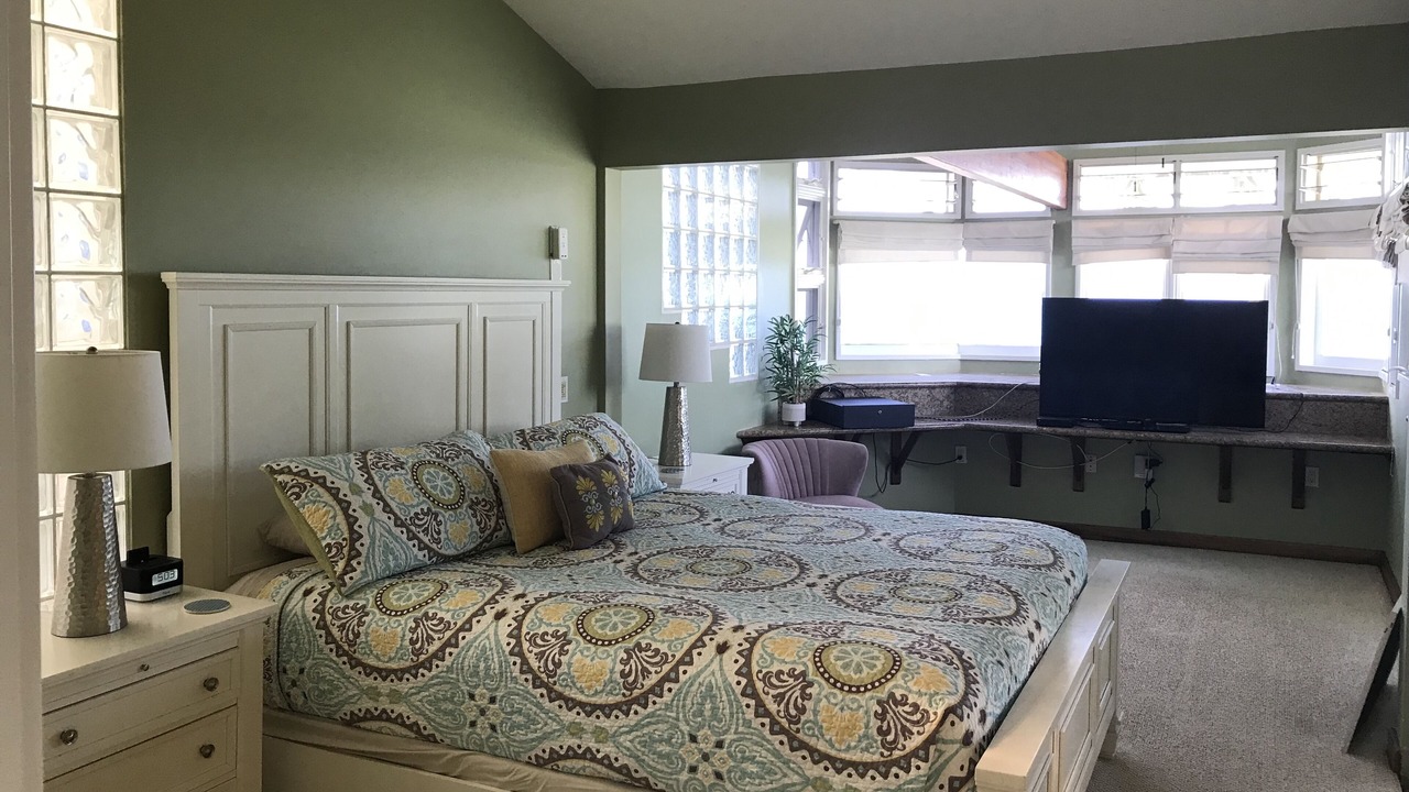 Photo of Bedroom in Makaha