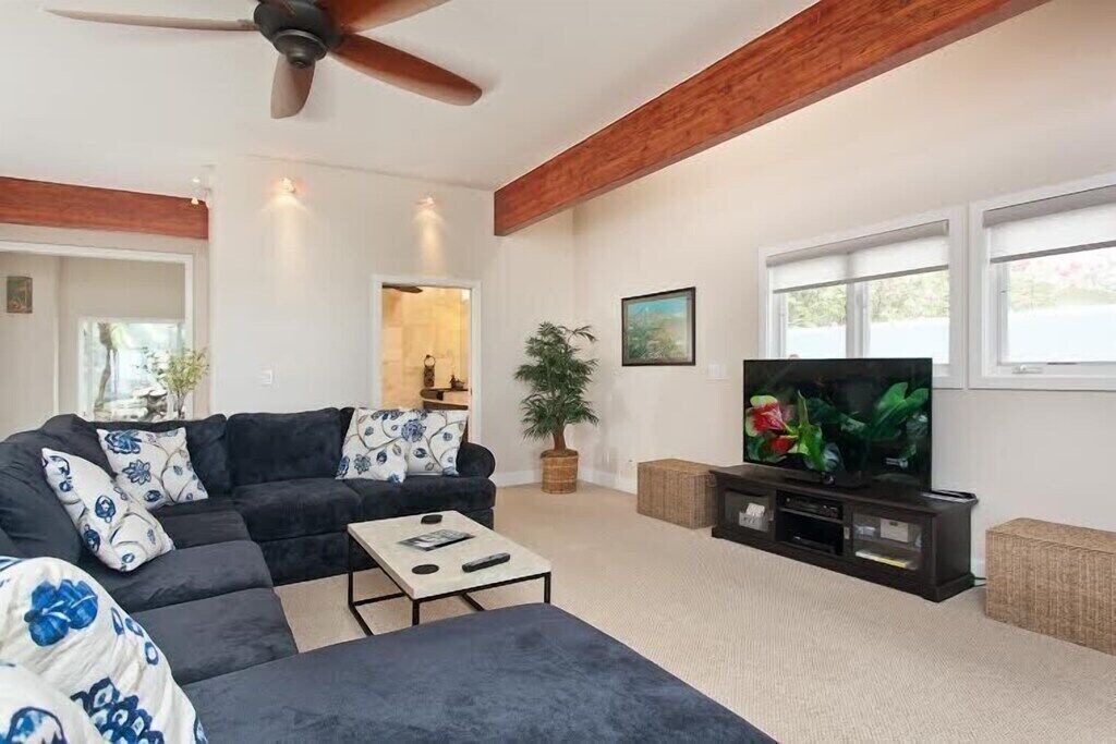Photo of Livingroom in Makaha