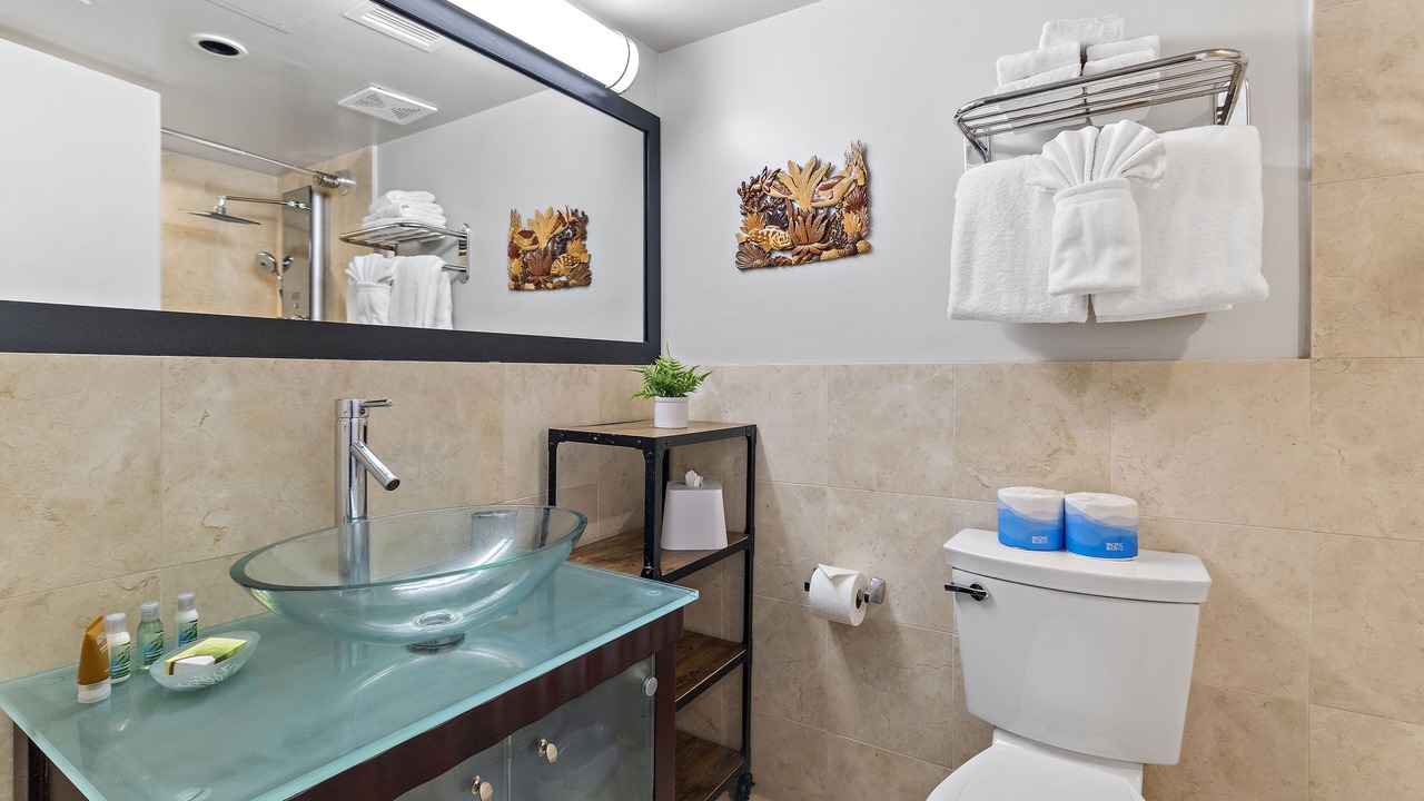 Photo of Bathroom in Waikiki