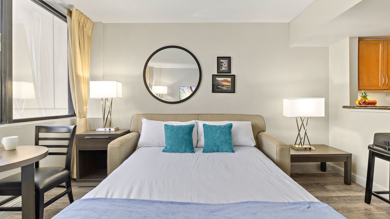 Photo of Bedroom in Waikiki