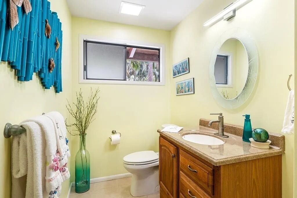 Photo of Bathroom in Captain Cook