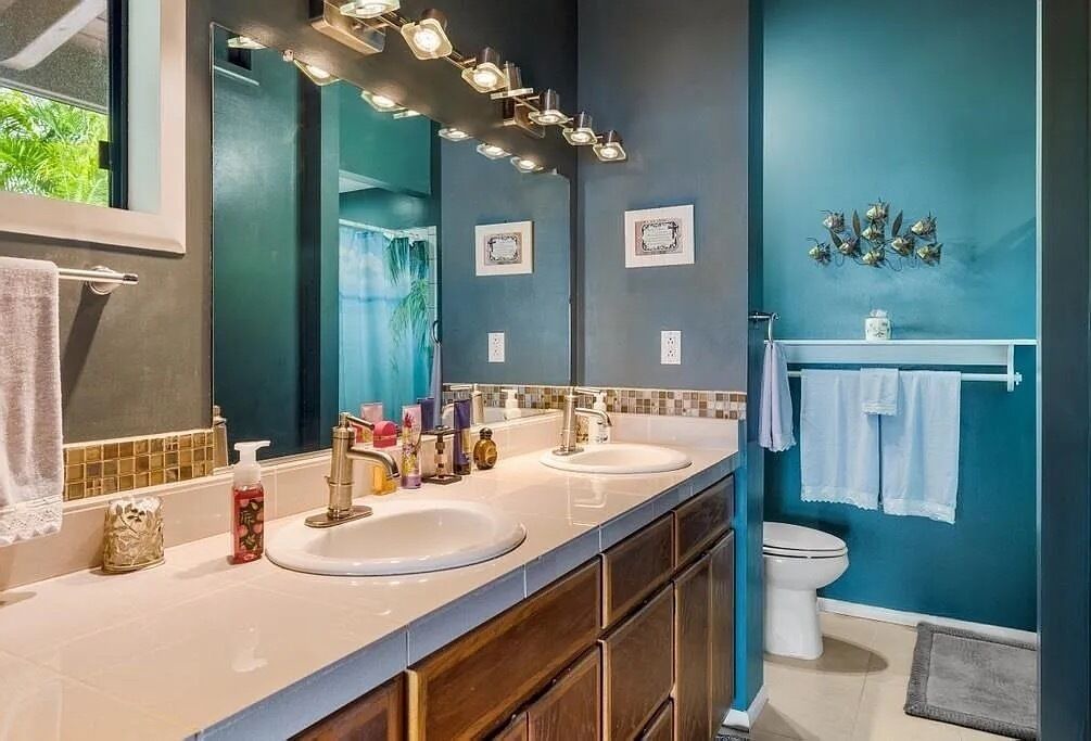 Photo of Bathroom in Captain Cook