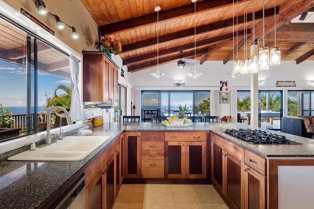 Photo of Kitchen in Captain Cook