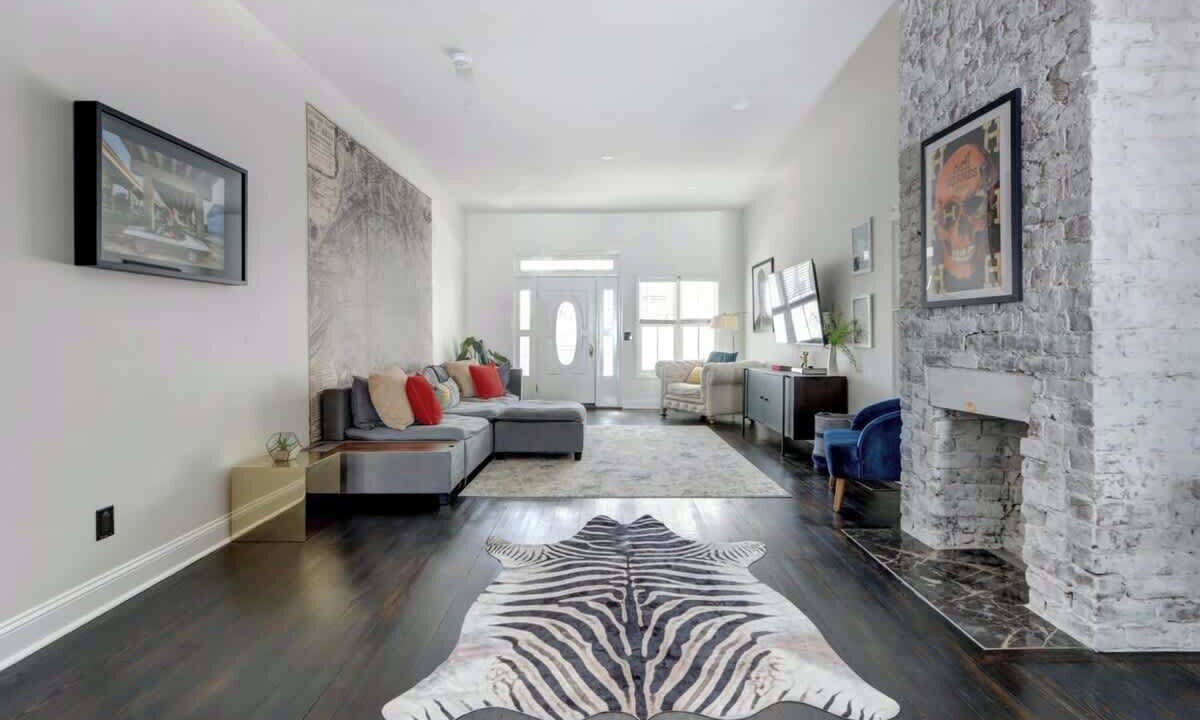 Photo of Livingroom in Dixon Park