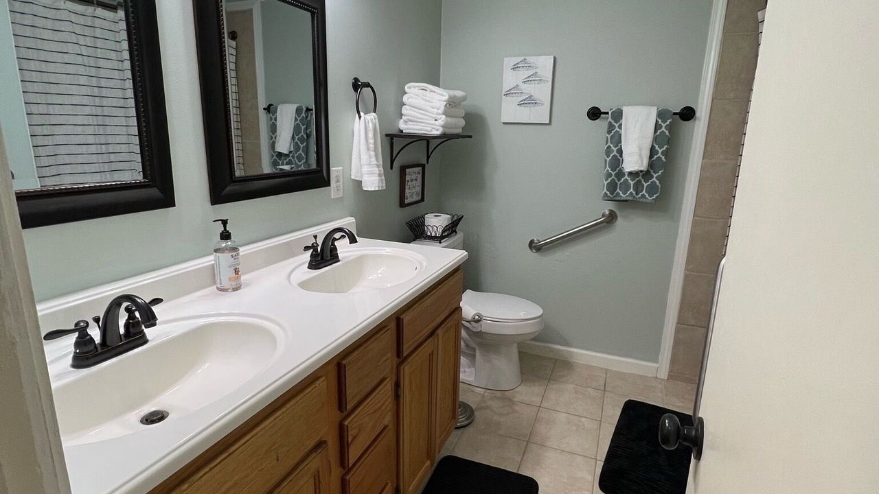 Photo of Bathroom in Utica