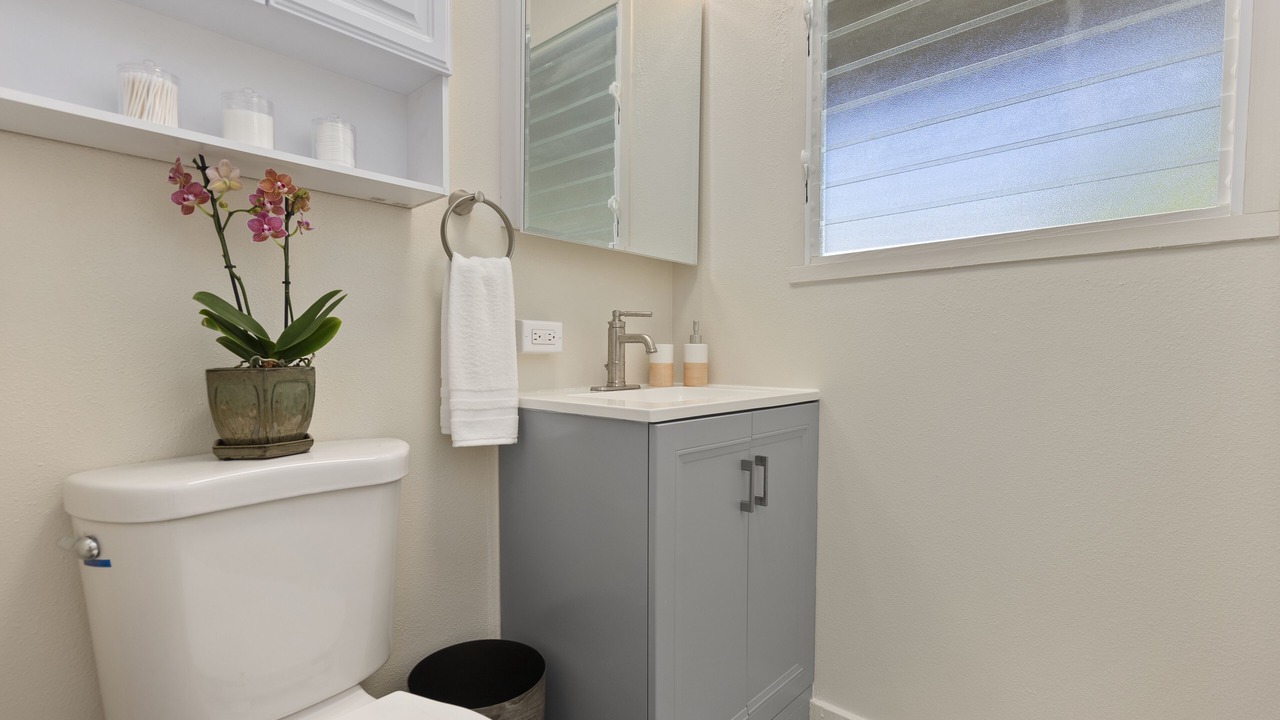 Photo of Bathroom in Lanikai