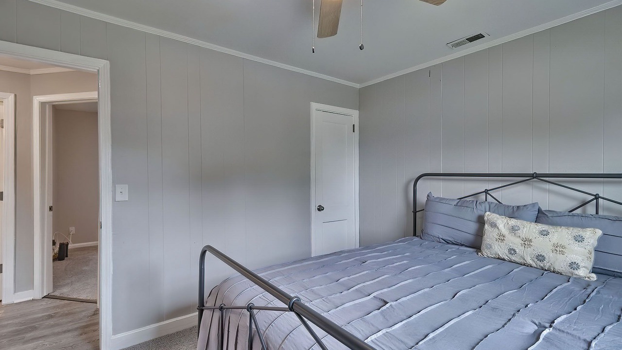 Photo of Bedroom in Rosewood