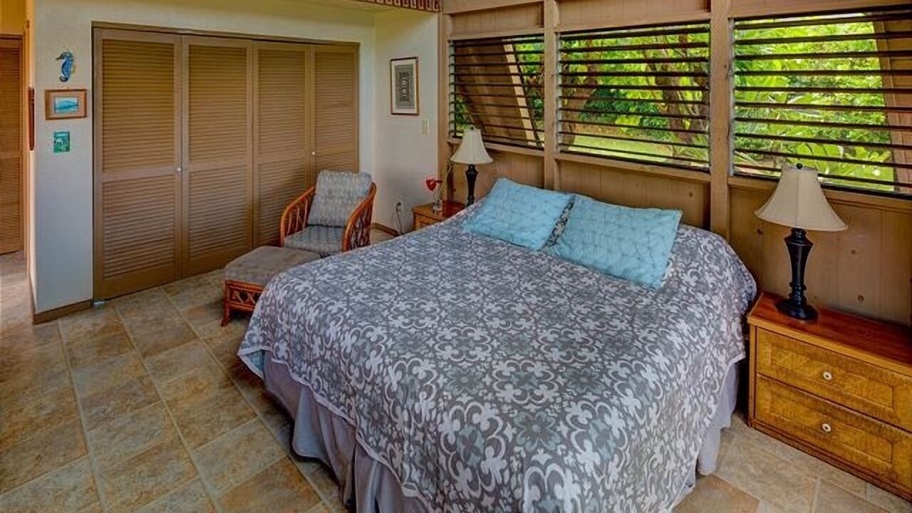 Photo of Bedroom in Puako