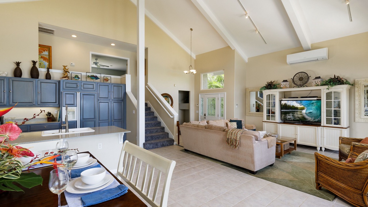 Photo of Livingroom in Puako