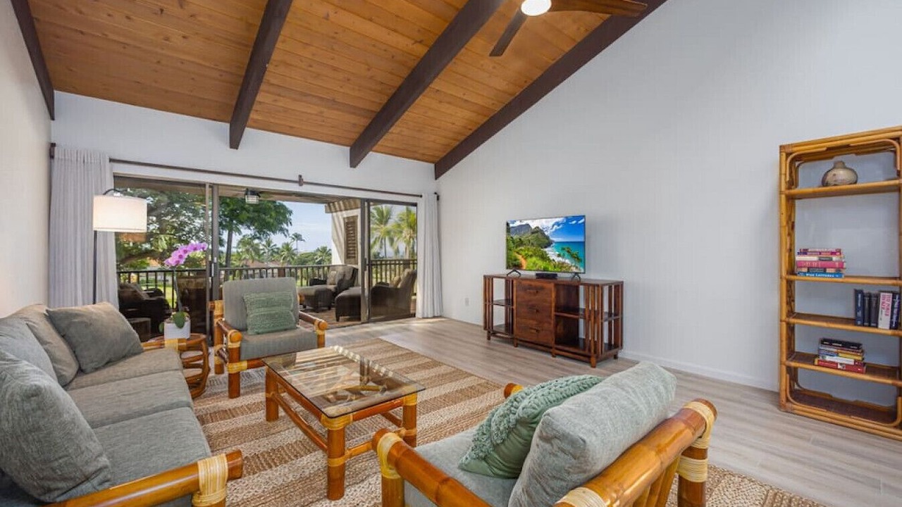 Photo of Bedroom in Kahaluu-Keauhou
