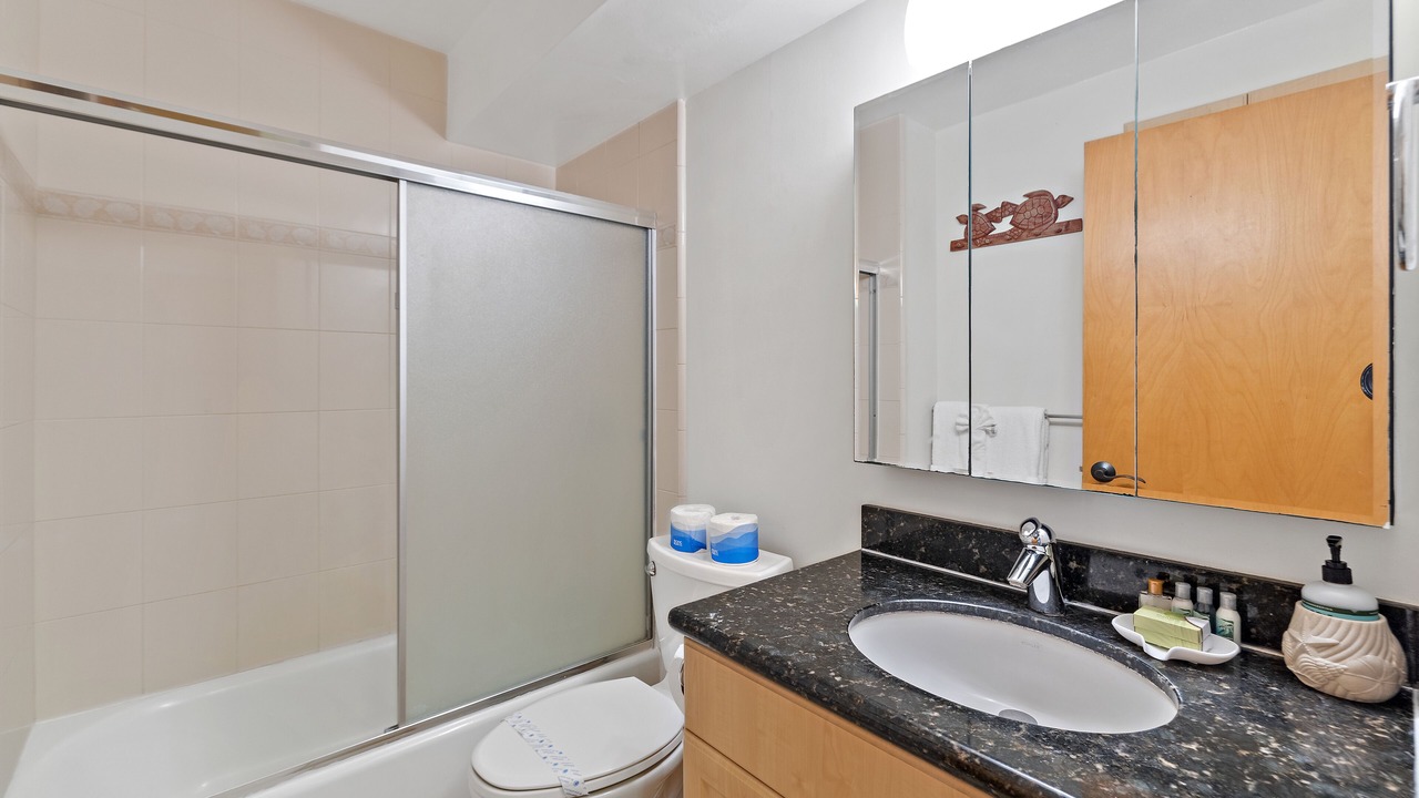 Photo of Bathroom in Waikiki