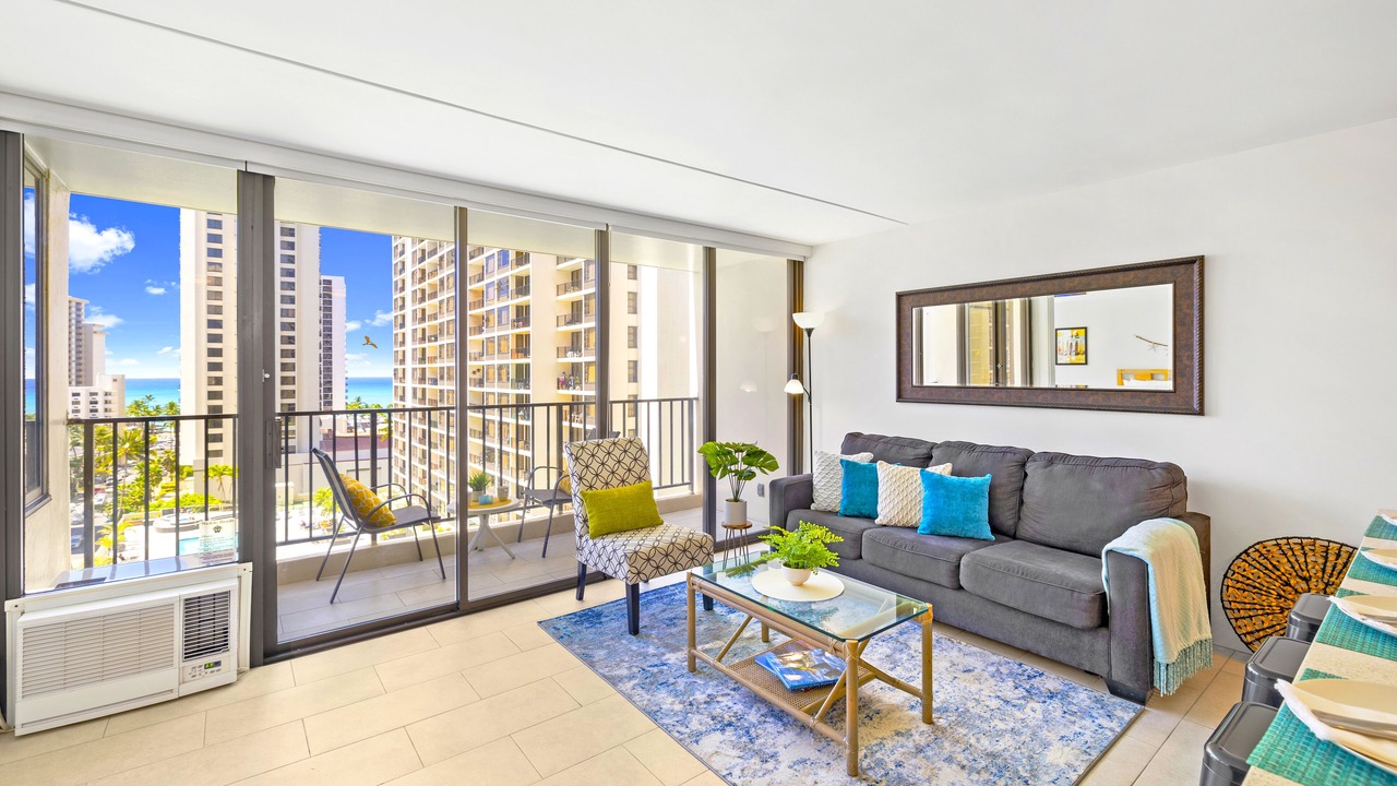 Photo of Bedroom in Waikiki