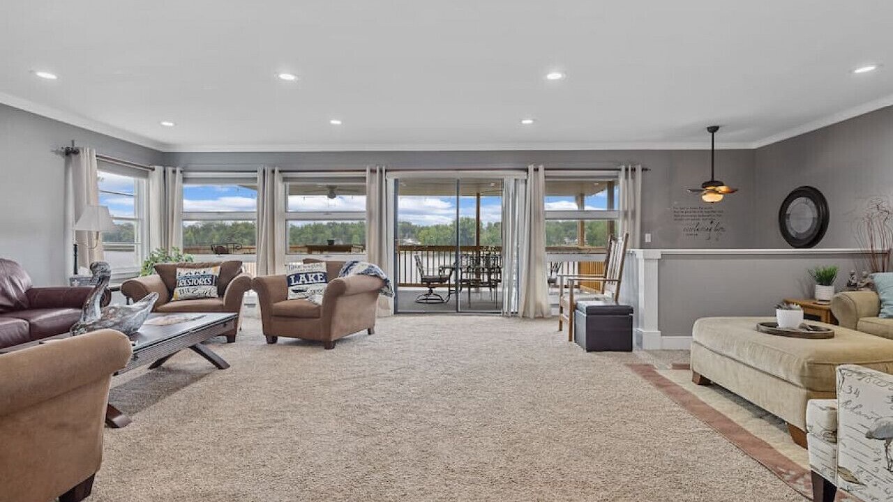 Photo of Livingroom in Lyman