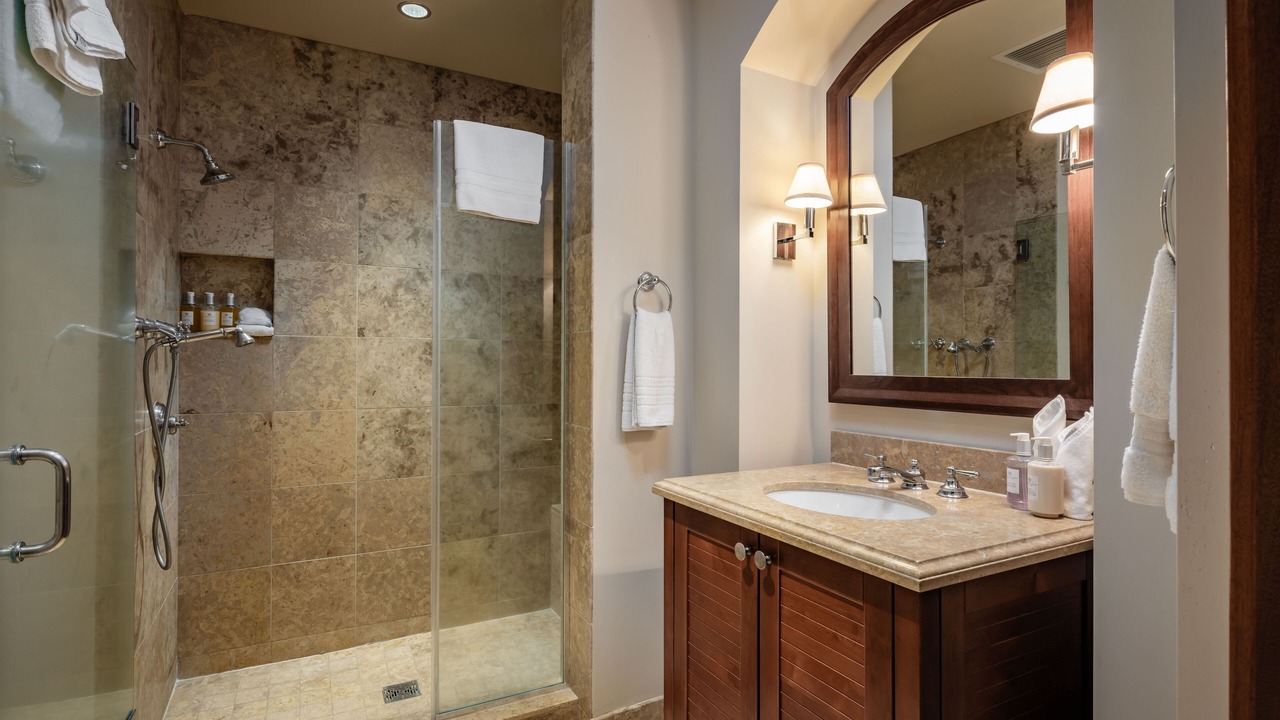 Photo of Bathroom in Wailea