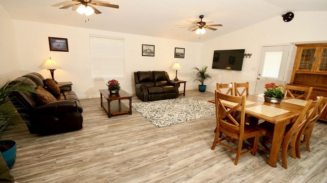 Photo of Livingroom in Manchaca