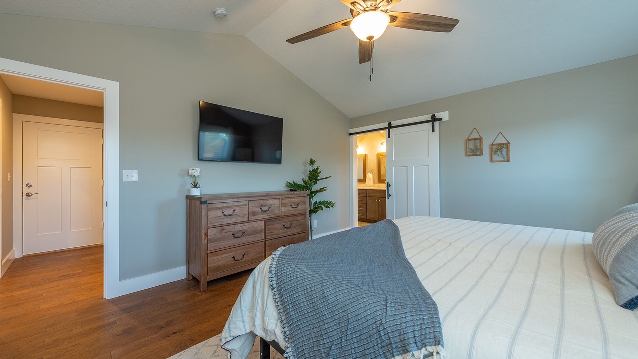 Photo of Bedroom in Weaverville