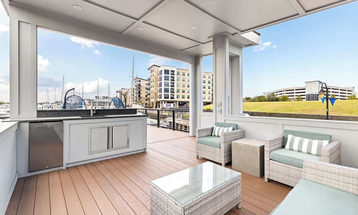 Photo of Outdoor in River District