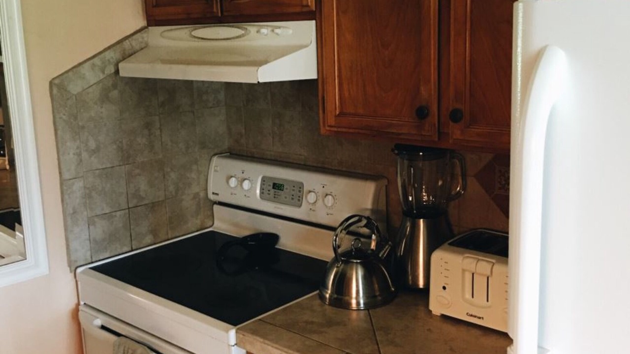 Photo of Kitchen in Punaluu