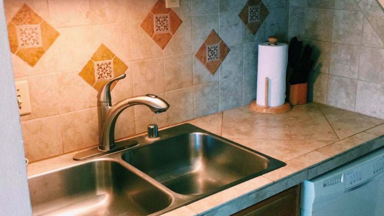 Photo of Kitchen in Punaluu