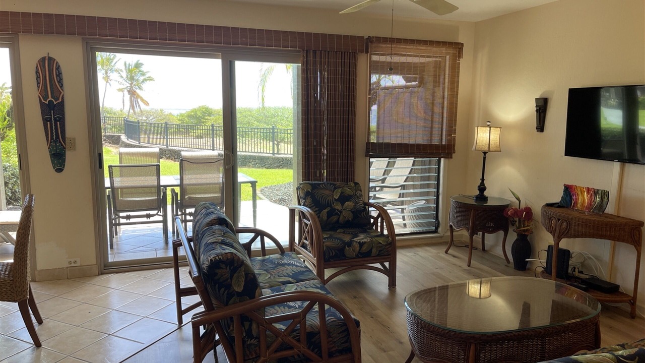 Photo of Livingroom in Punaluu