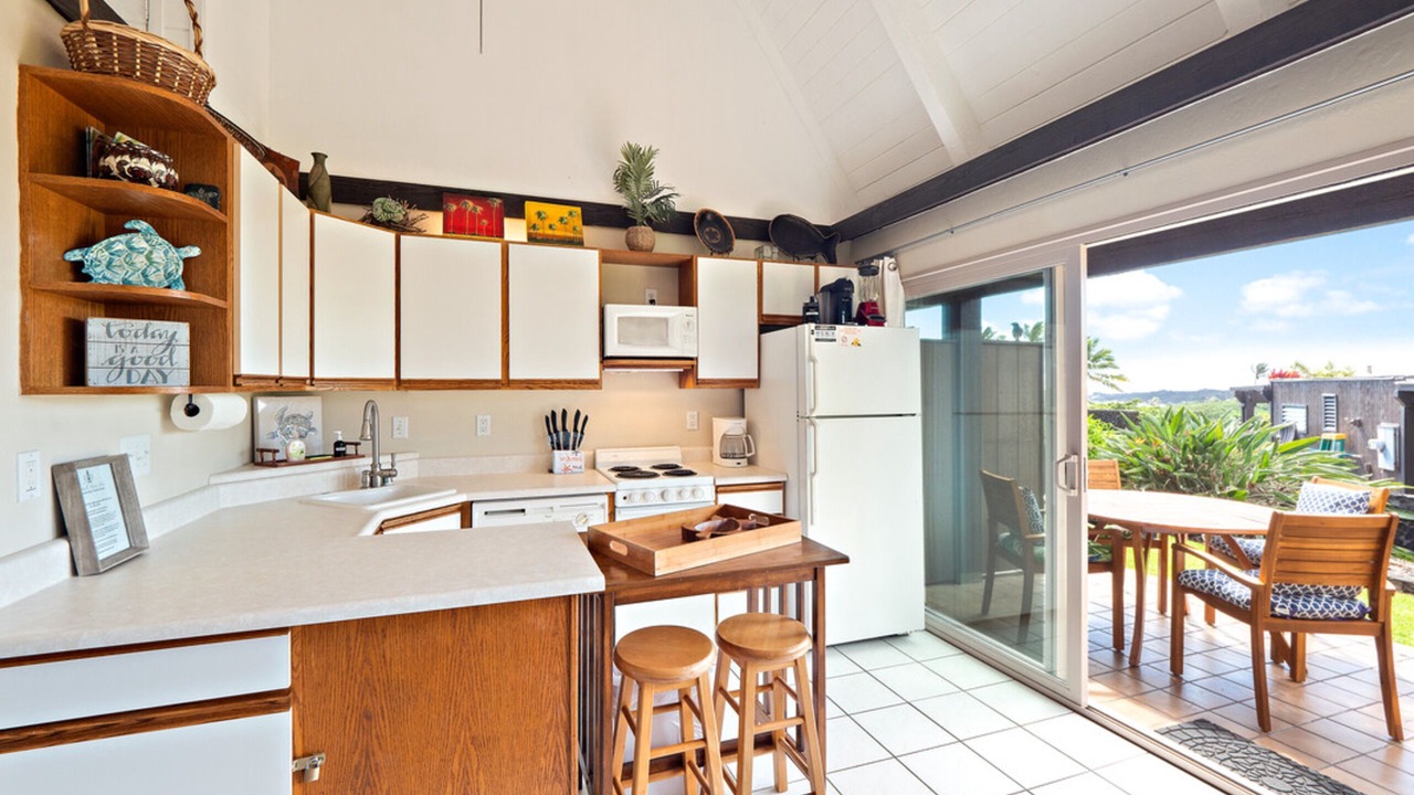 Photo of Kitchen in Punaluu