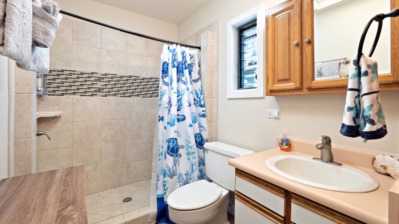 Photo of Bathroom in Punaluu