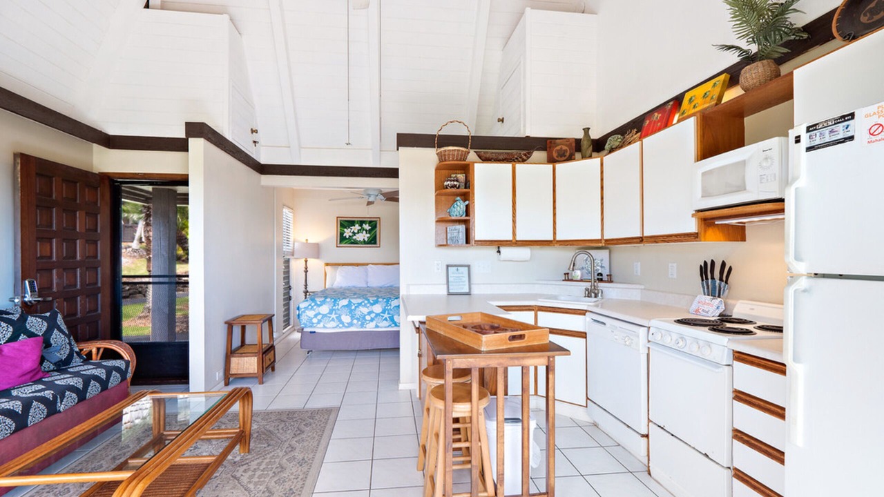 Photo of Kitchen in Punaluu