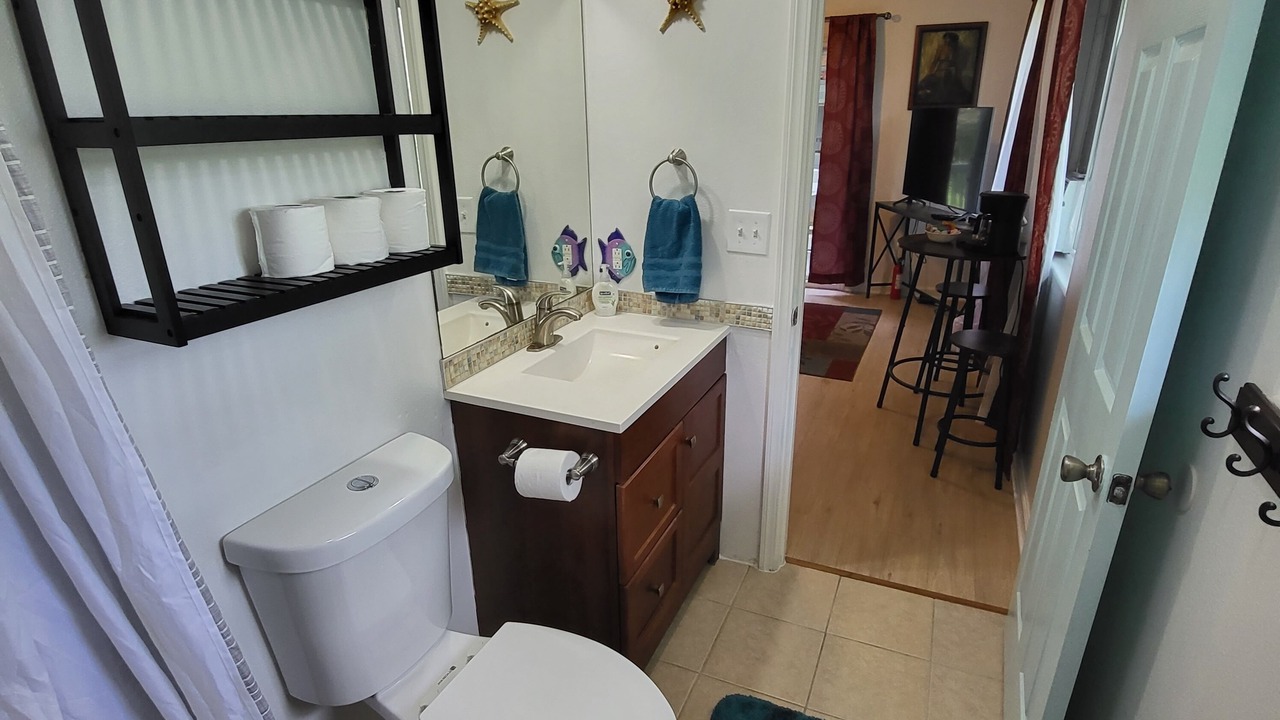 Photo of Bathroom in Keaau