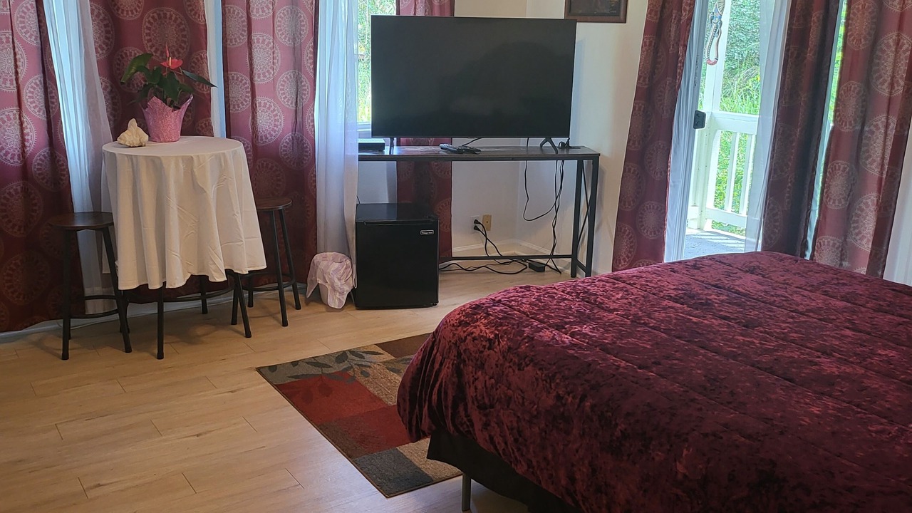 Photo of Bedroom in Keaau