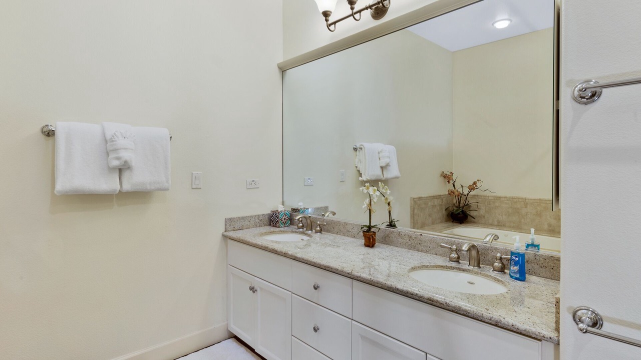 Photo of Bathroom in Kamuela