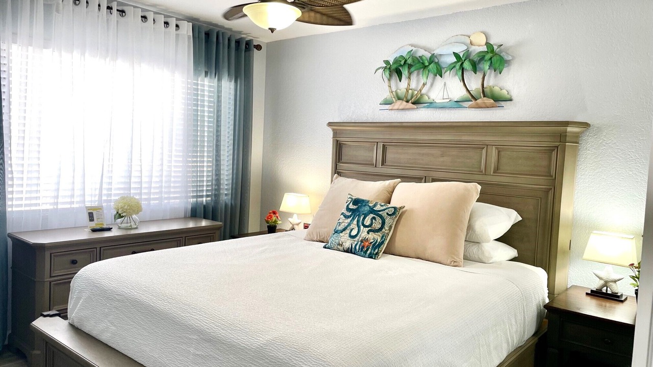 Photo of Bedroom in Historic Kailua Village