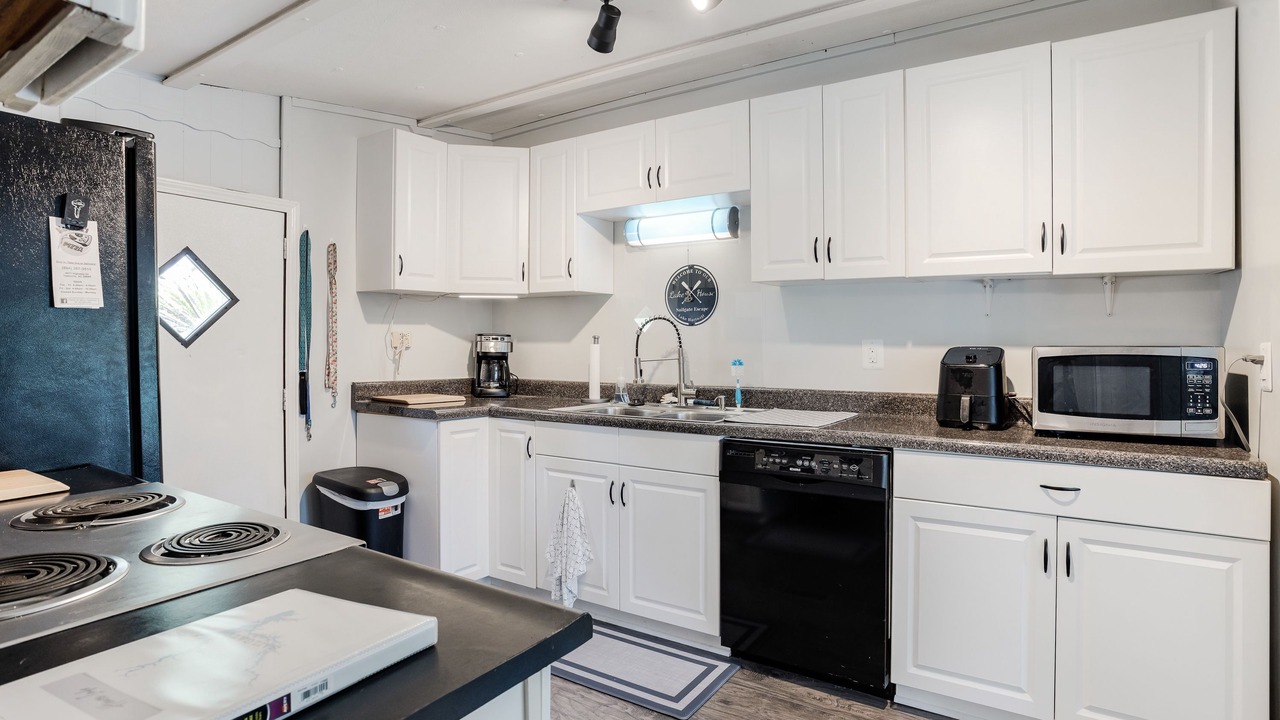Photo of Kitchen in Townville