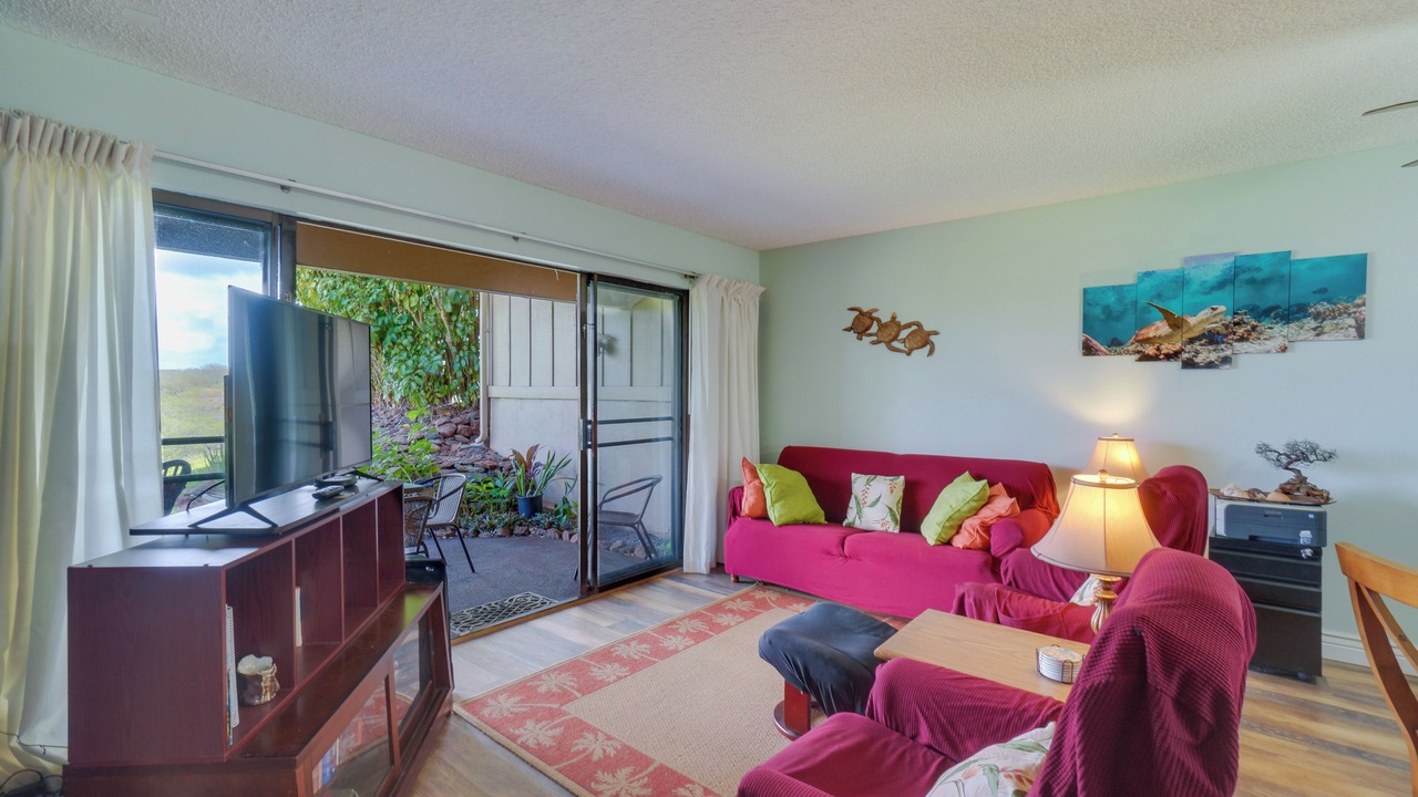 Photo of Livingroom in Maunaloa