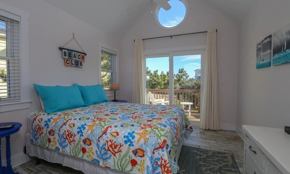 Photo of Bedroom in Southern Shores
