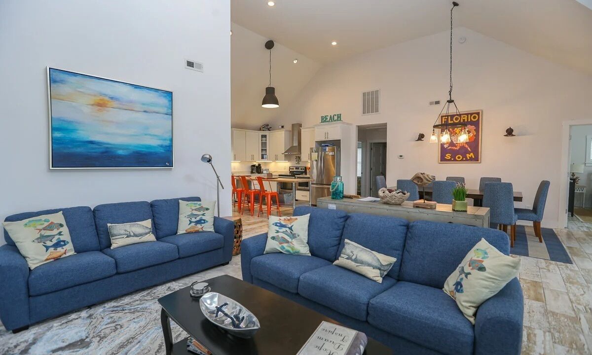 Photo of Livingroom in Southern Shores