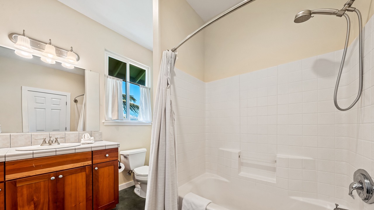 Photo of Bathroom in Kuau