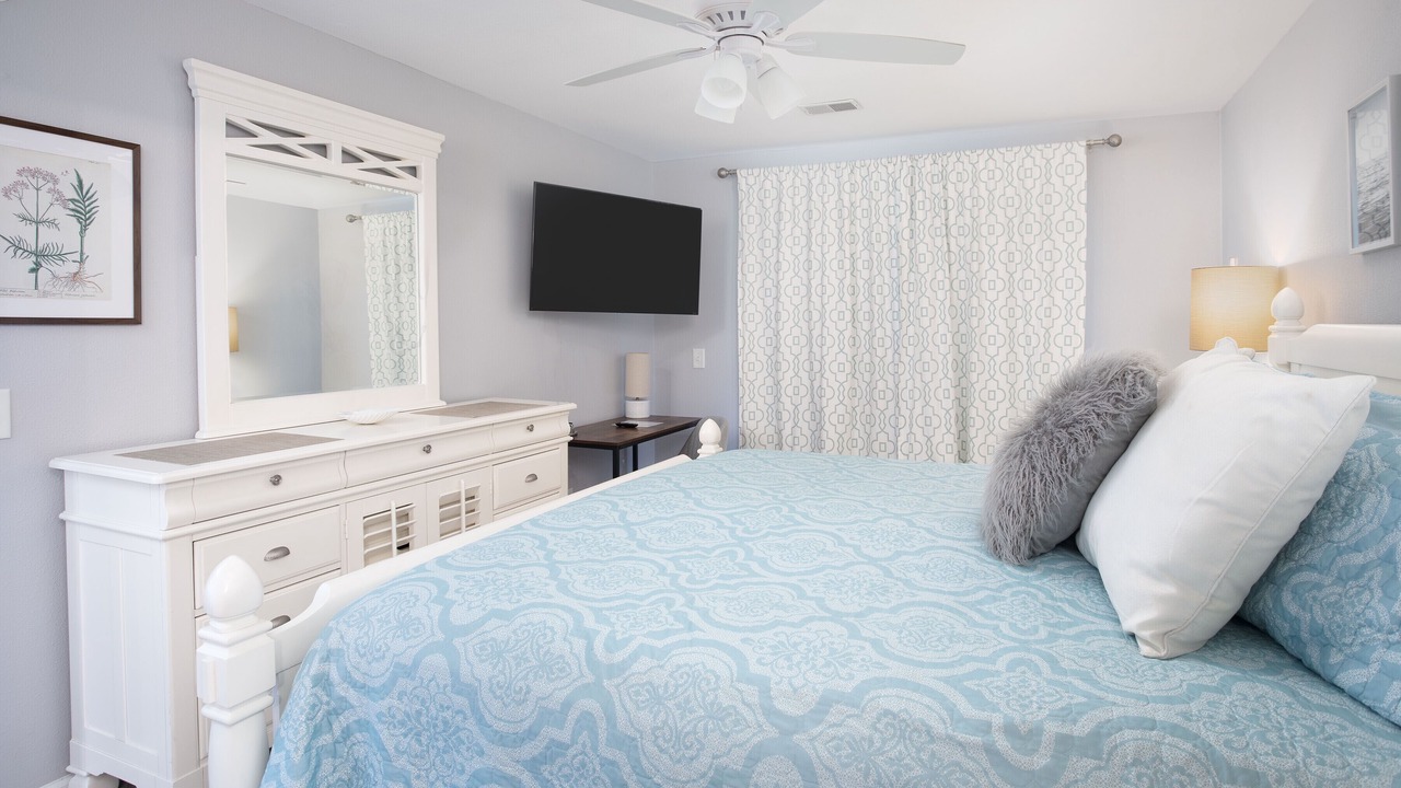 Photo of Bedroom in Pawleys Island