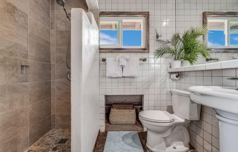 Photo of Bathroom in Kuau