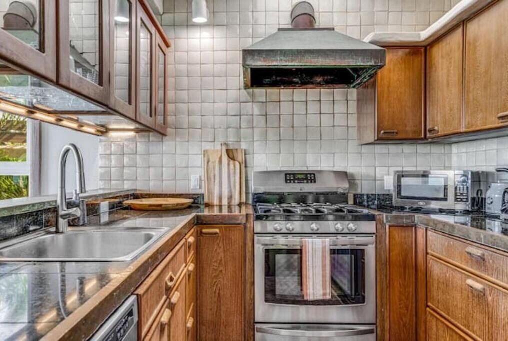 Photo of Kitchen in Kuau